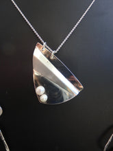 Load image into Gallery viewer, Sterling Silver Pendant with 2 Pearls